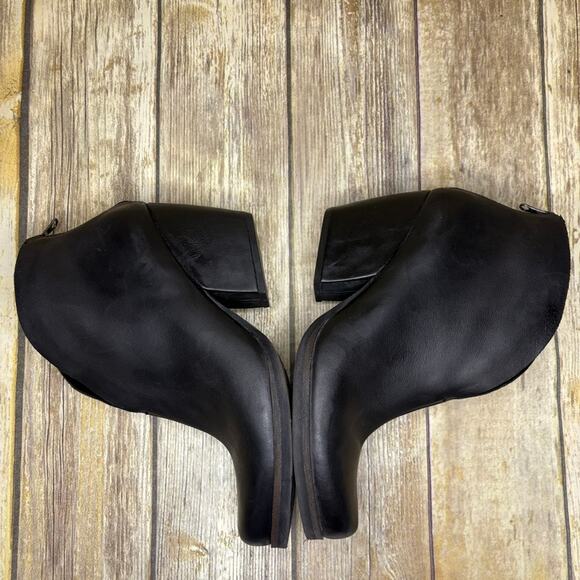 Korks Shamira Black Leather Ankle Witchy Goth Biker Booties Womens Sz 11M - Picture 6 of 8